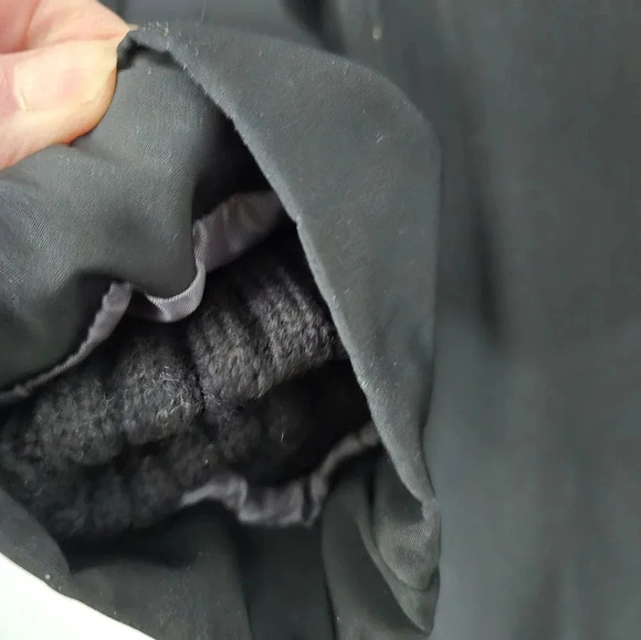 ANNE KLEIN midweight black trench with ribbed sweater collar and cuffs. Size M - Picture 7 of 16